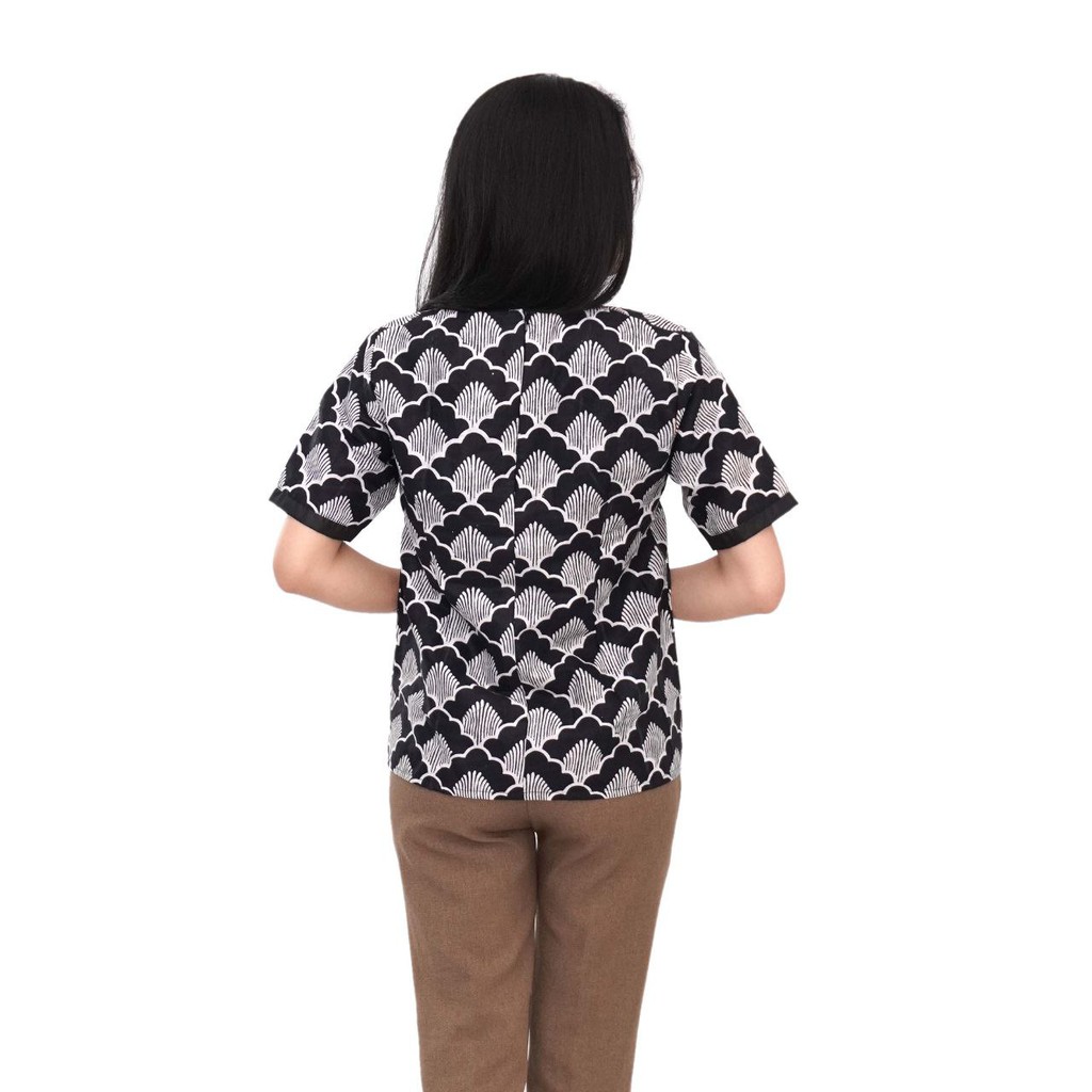 Atasan Batik Wanita Blouse Batik Lengan 7/8 dan Lengan Pendek Bahan Katun Sisik Iwak By Batik Dua Putri Collection