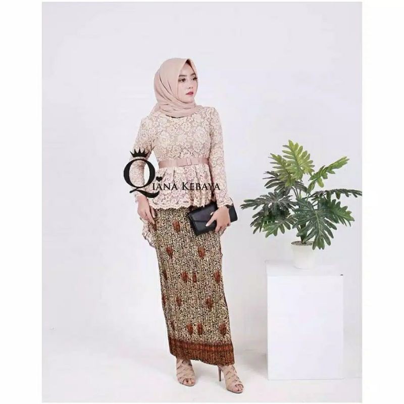 SET KEBAYA AURORA BROKAT / KEBAYA WISUDA / KEBAYA MODERN