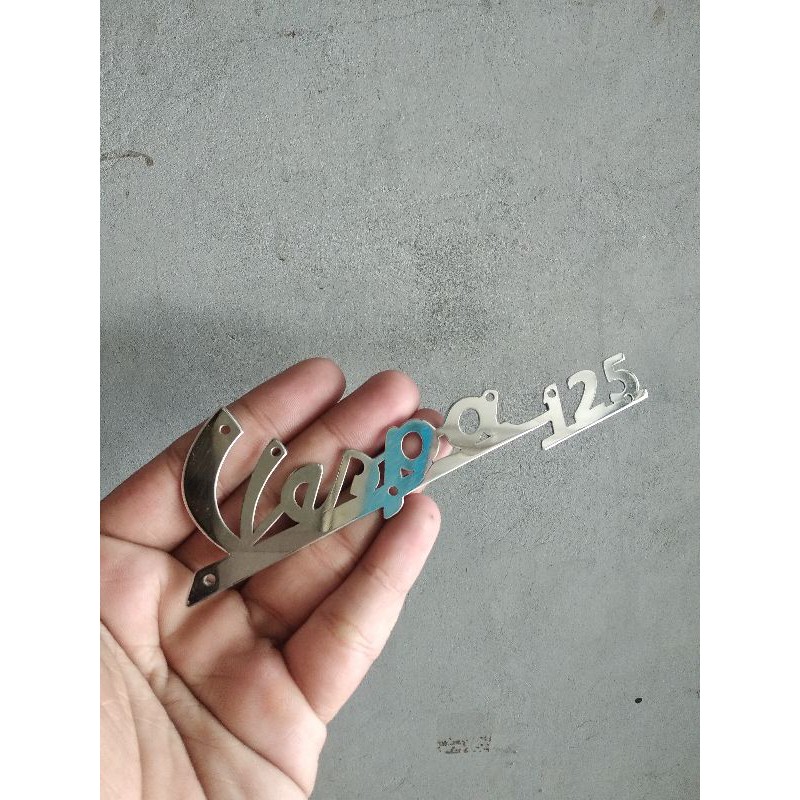 Vespa Emblem vespa 125 crome