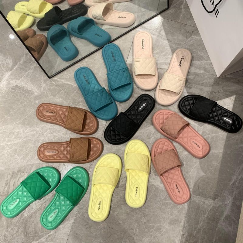 Sandal Slop New Kotak Tawana Ori Import High Quality RF-Biru