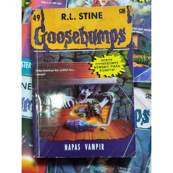 BUKU GOOSEBUMPS No.49 NAPAS VAMPIR