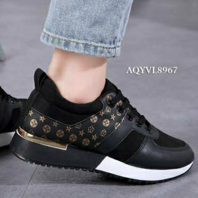 GIBD Louis Vuitton Sneakers 
Series AQYVL8967 SEPATU WANITA IMPORT SPORT LV SNEAKERS SPORTY OLAHRAGA