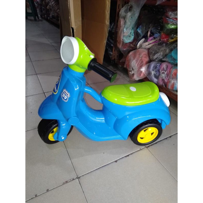 mainan anak motor Pespa fun doh pespa anak kereta anak bisa di dudukin bahan kuat