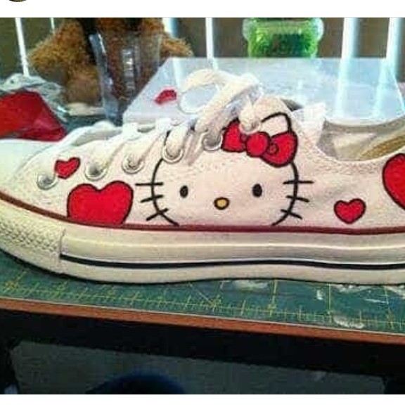 

SEPATU LUKIS BEBAS DESAIN CUSTOM NAMA GAMBAR KUALITAS RAPI CEPAT 167