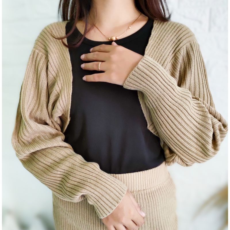 Liam Bolero Oversize Crop Half Cardigan Rajut Outer Knit