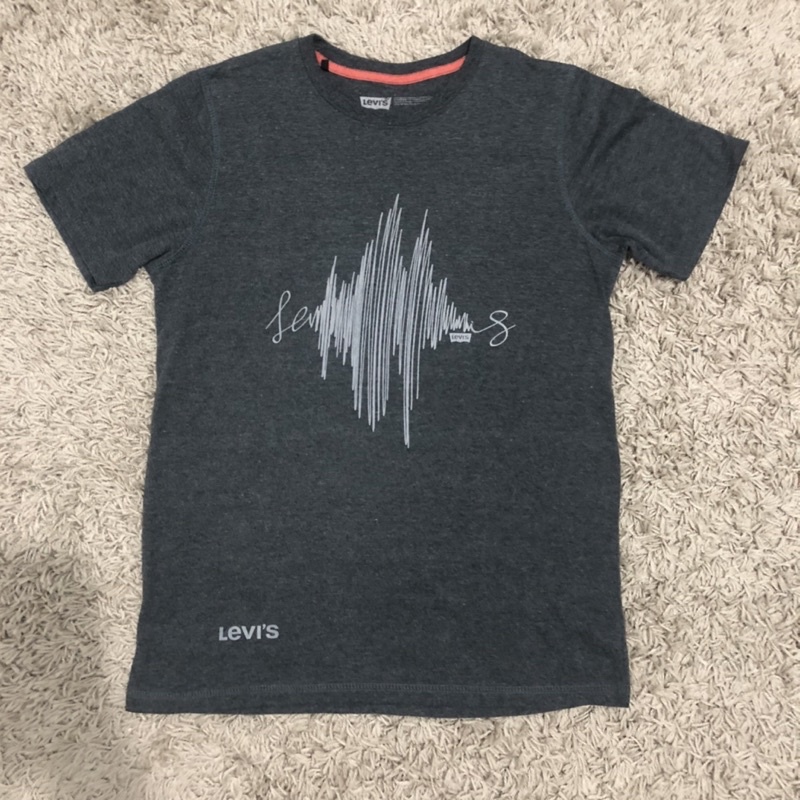 Kaos levis original preloved bekas