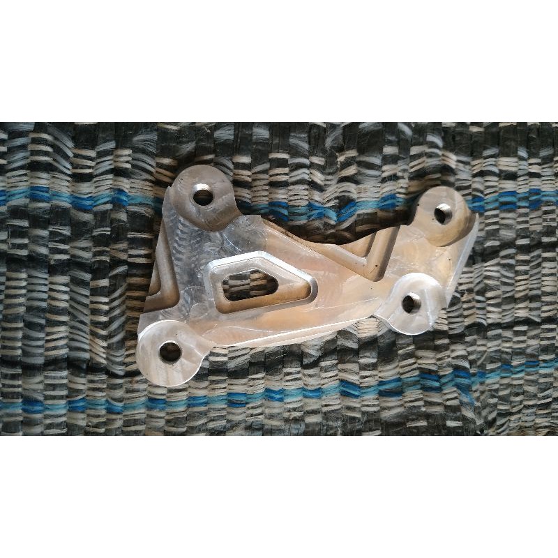 breket kaliper 2p shock usd rcy rideit kaliper 2p disc 220mm