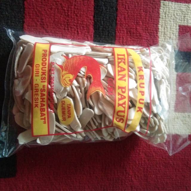 

Krupuk ikan payus khas gresik