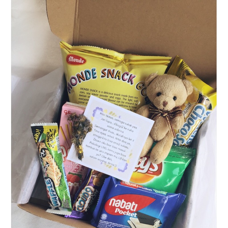 

SNACKBOX / GIFT BOX / Hampers + BONEKA BEAR 12 cm FREE REQ GIFT CARD FREE BUBBLE WRAP