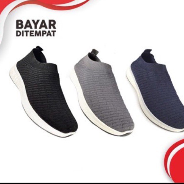 sepatu fashion slip on pria