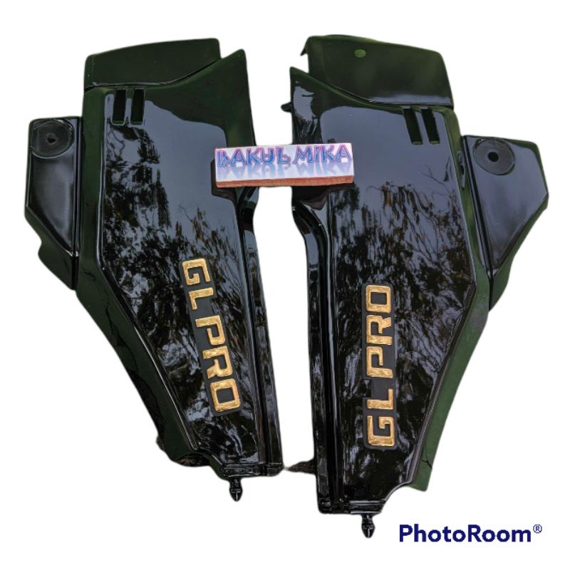 BOX AKI TUTUP AKI SET EMBLEM HONDA GL PRO / GL MAX / NEOTECH (HITAM)
