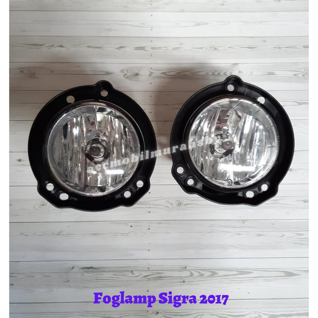 FogLamp Sigra 2017