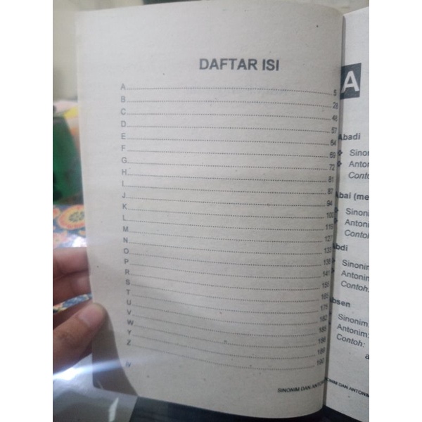 Buku Kamus Lengkap Sinonim &amp; Antonim Bahasa Indonesia (13×19cm)