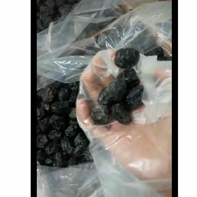

kurma ajwa