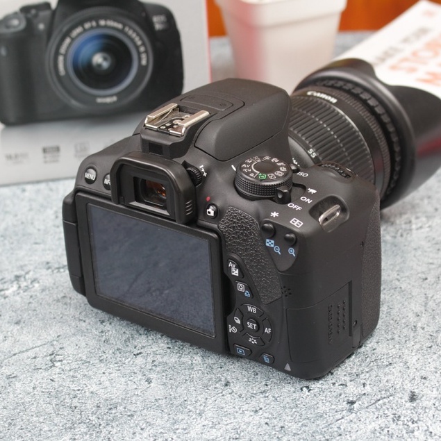 Canon 700D Lensa STM - Kamera DSLR Layar Sentuh - Setara DSLR 650D 750D M100-8