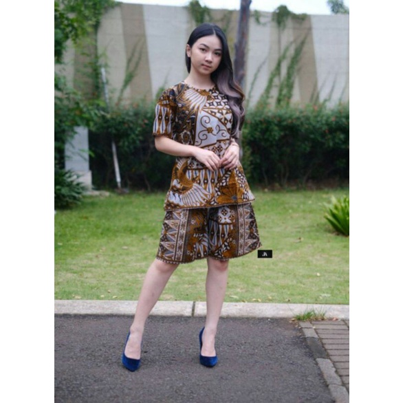setelan batik celana pendek setelan baju santai modern