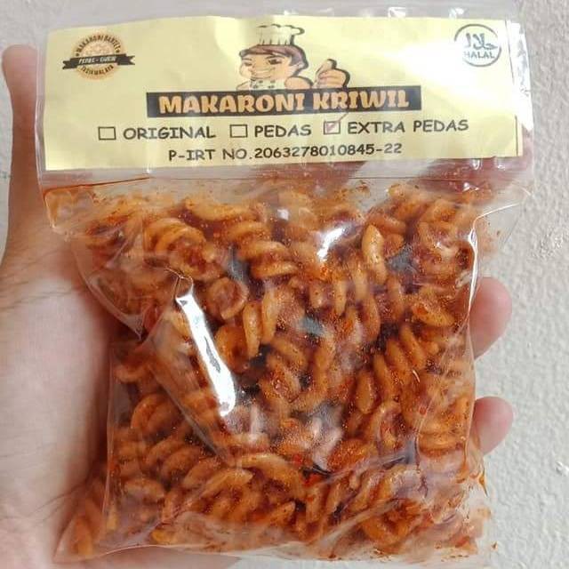 MAKARONI BANTET CAP KOKI