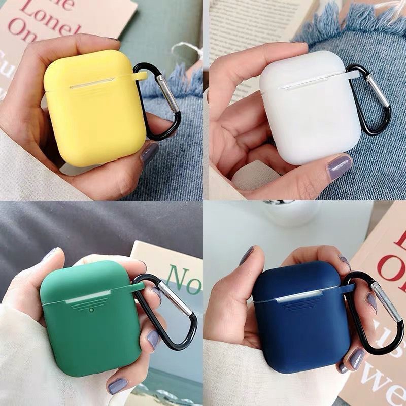 Soft Case Silikon Pelindung TWS AirPods 1 &amp; 2 (inpods 12 (i12) bisa tetapi tidak full)  + carabiner