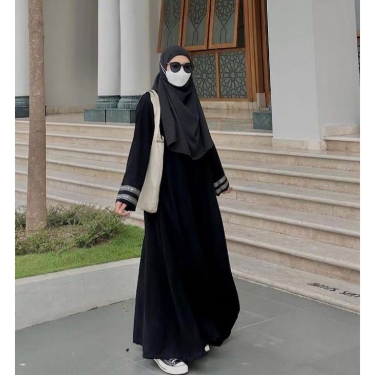 Gallery Exclusive Abaya Hitam Gamis Bordir Turkey ( Geser Ke Kanan Untuk Lihat Model Lainnya )