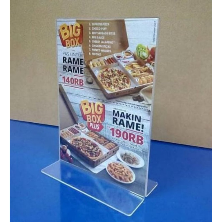 

Display akrilik tempat brosur A4