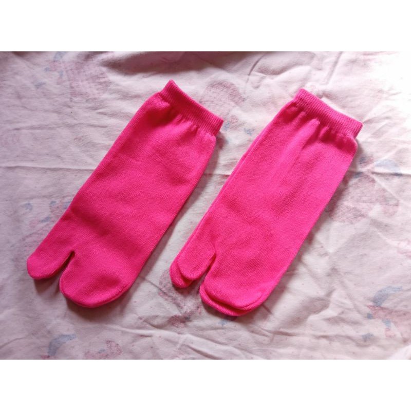 Kaos kaki pendek jempol semata kaki-3