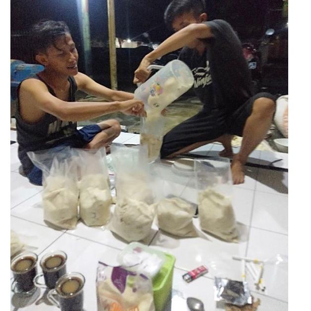 

Khusus hari ini,,, Ampas tahu kering 2kg