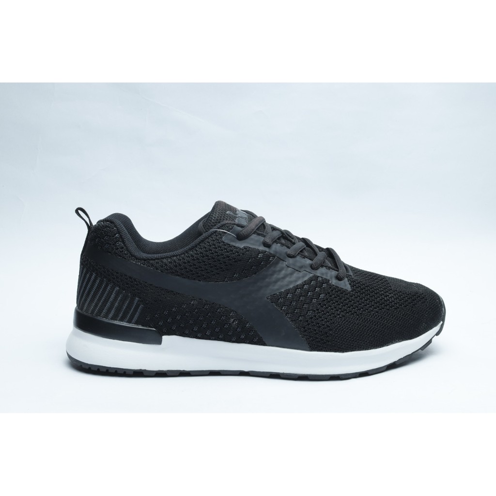 Sepatu Pria Diadora VALERIO DIACA90905BK Black Original