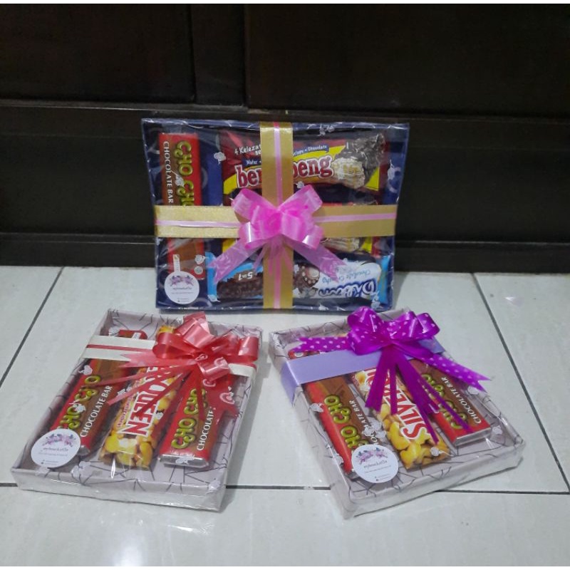 

hampers coklat/ hampers snack/ hadiah hemat/ hampers murah/ boucket snack/ boucket jakarta