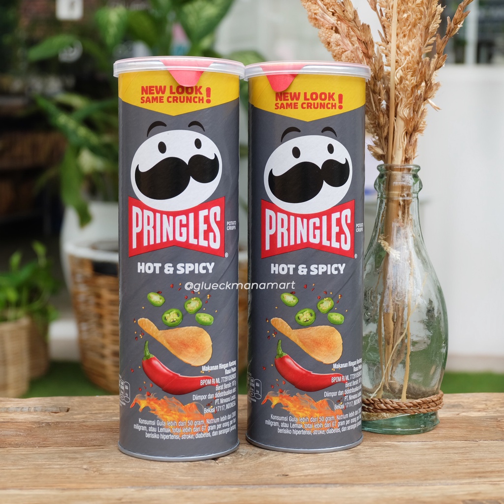 

Pringles Hot and Spicy 102gr - Potato Chips - Chips Kentang