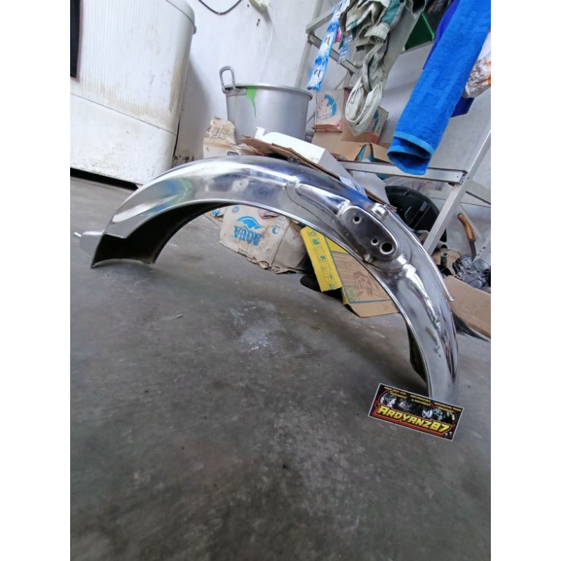 Slebor belakang ori CB125 Versi USA