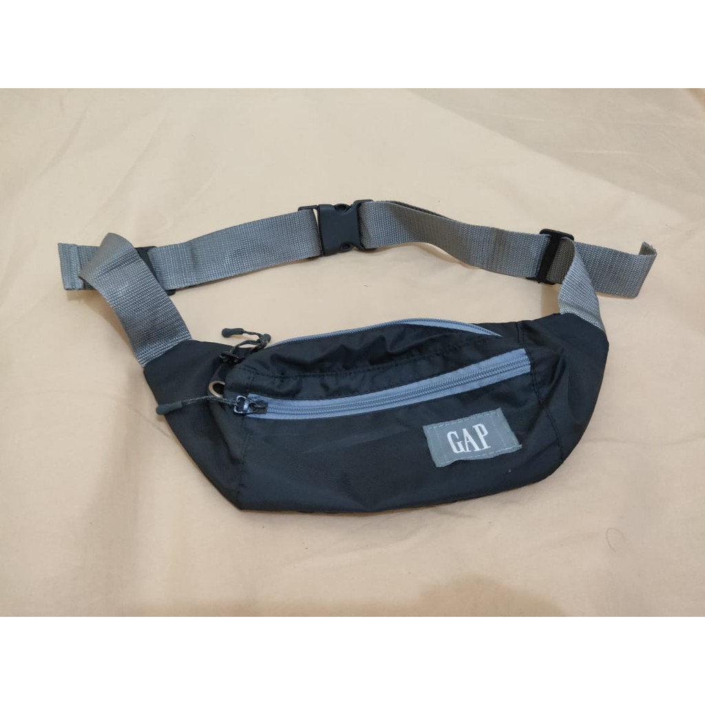 gap fanny pack