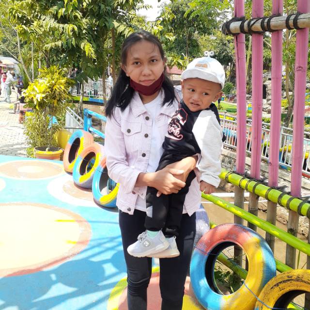 yunisari28
