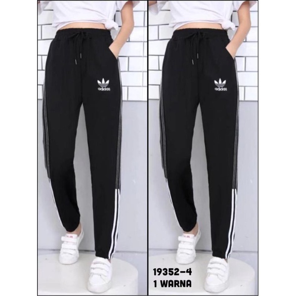 Woman Training Pants Sweatpants Track Pants ( Celana Training Olahraga Gym Adid*s Wanita )