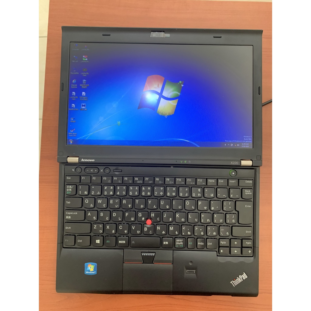 Laptop-Murah-Lenovo Thinkpad-X220-Corei5Gen2-Ram4G-HDD320GB-Kamera-DVD-Design-Gaming-Win10-Siap Pakai