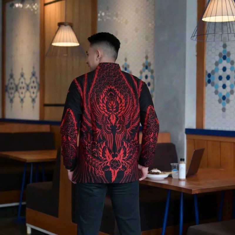 Kemeja Batik PREMIUM warna Merah Lengan Panjang Pria Bahan Katun Premium Reguler Fit E023