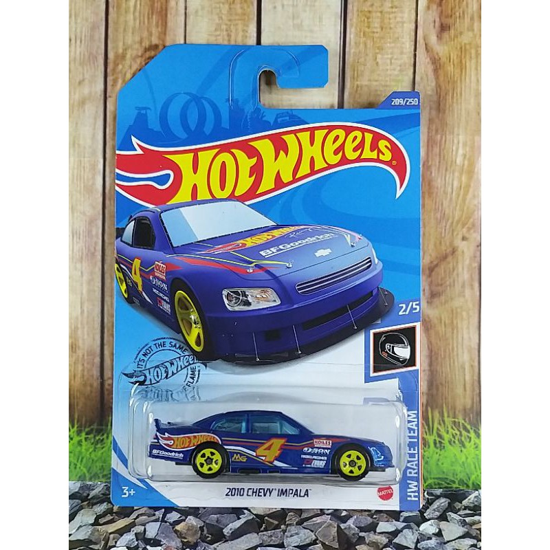 Hotwheels chevy impala 2010