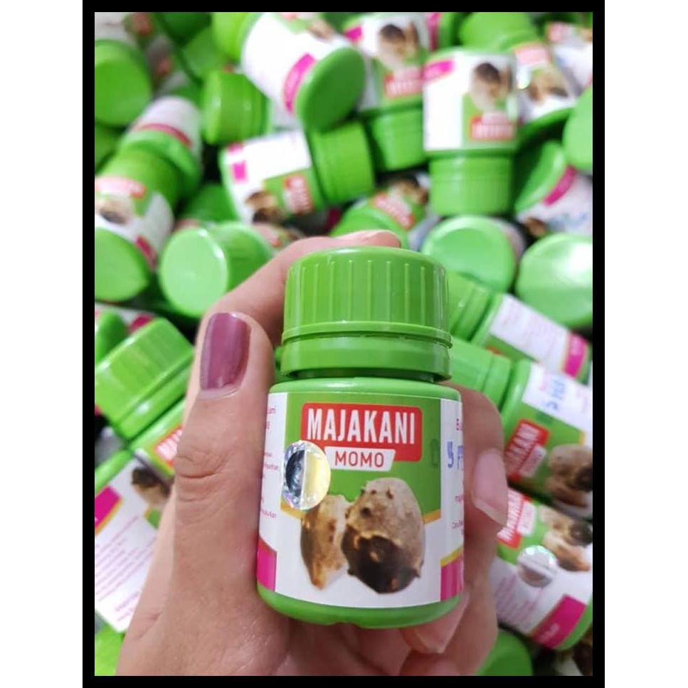 Majakani Momoidea / Manjakani Momo Majakani