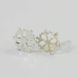 Anting Diamond Dust