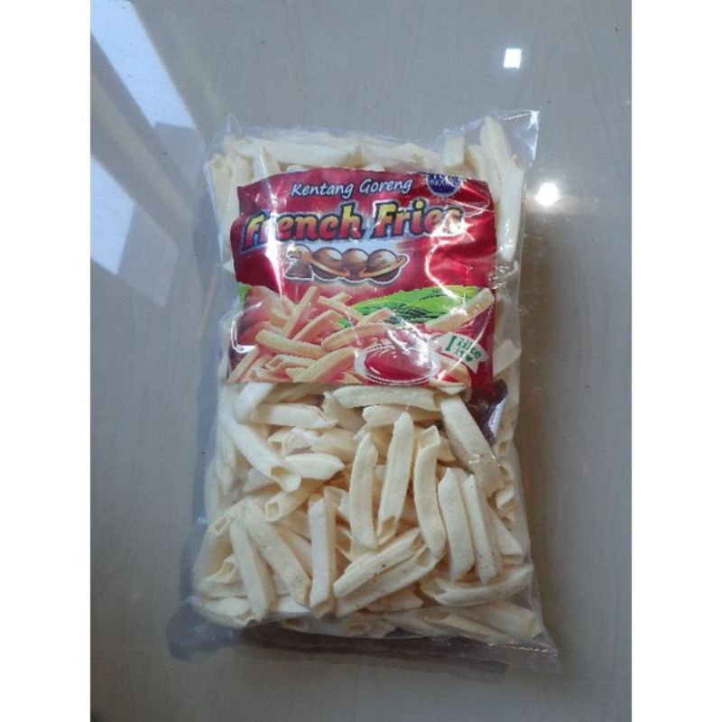 

SNACK / JAJANAN / CEMILAN FRENCH FRIES 2000 BERAT 220GRAM