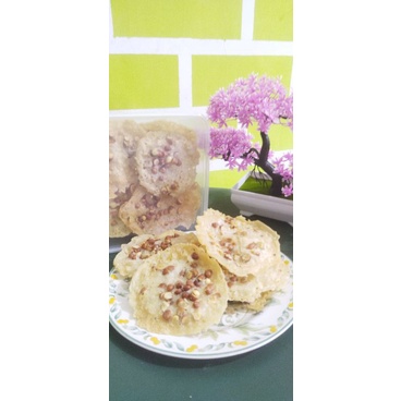 

REMPEYEK PEYEK KACANG/UDANG RENYAH