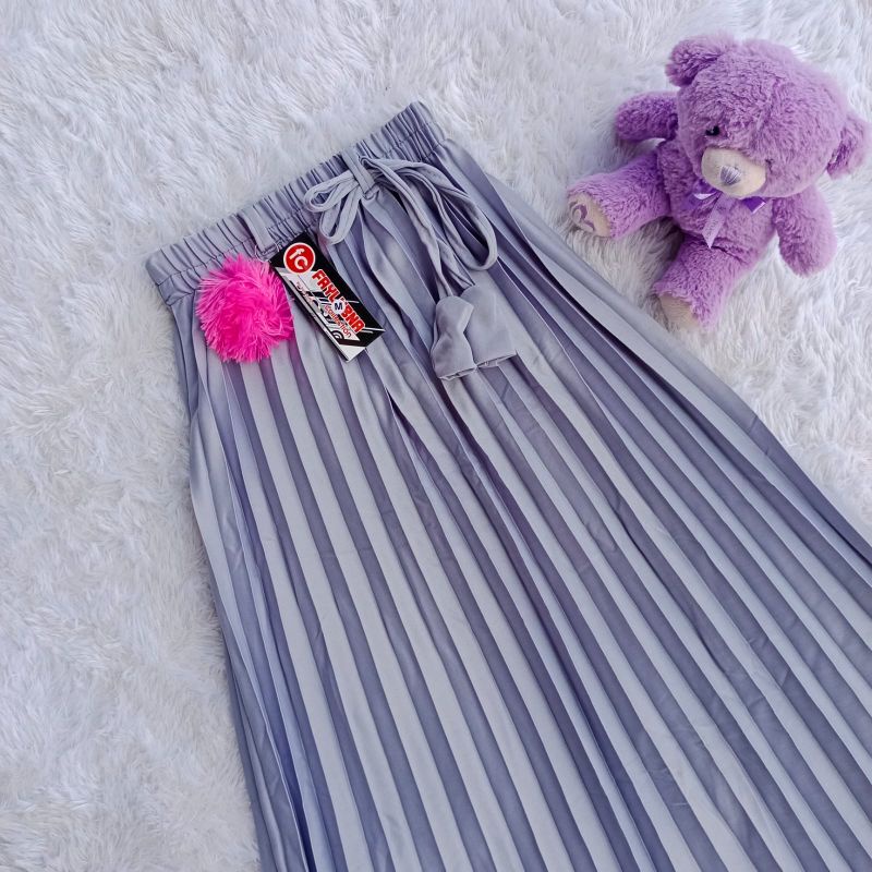 ROK  ANAK 4-13 TAHUN / ROK ANAK PLISKET / THE CHIL PLISKET SKIRT / ROK PLISKET KLOK TALI LONCENG / ROK PLISKET KLOK  ANAK TANGGUNG / PLISKET ANAK TANGGUNG / ROK KLOK ANAK ANAK