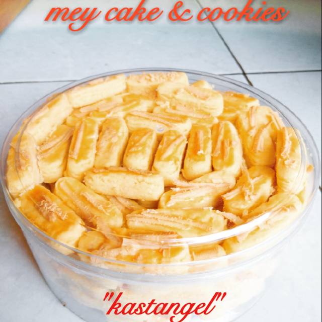 

Kue Kering / Kastangel-Nastar-kacangpanggang-chocoball-sagukeju-putrisalju