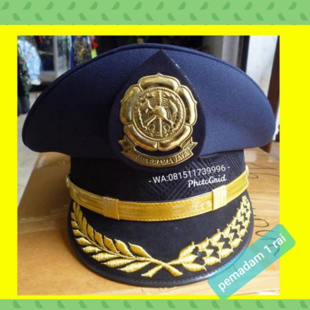 Pet pemadam eselon 4