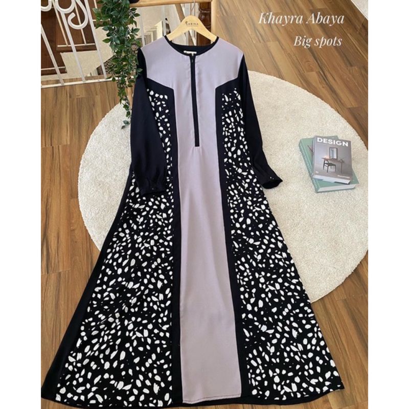 Khayra Abaya