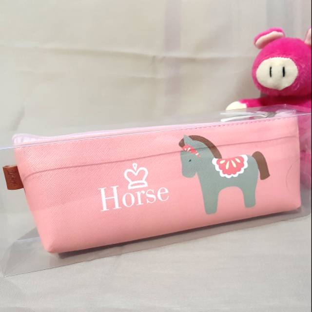 

Kotak Pensil Horse