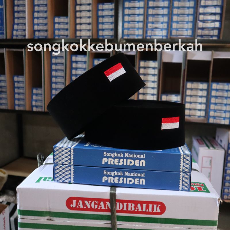 songkok peci bendera merah putih presiden