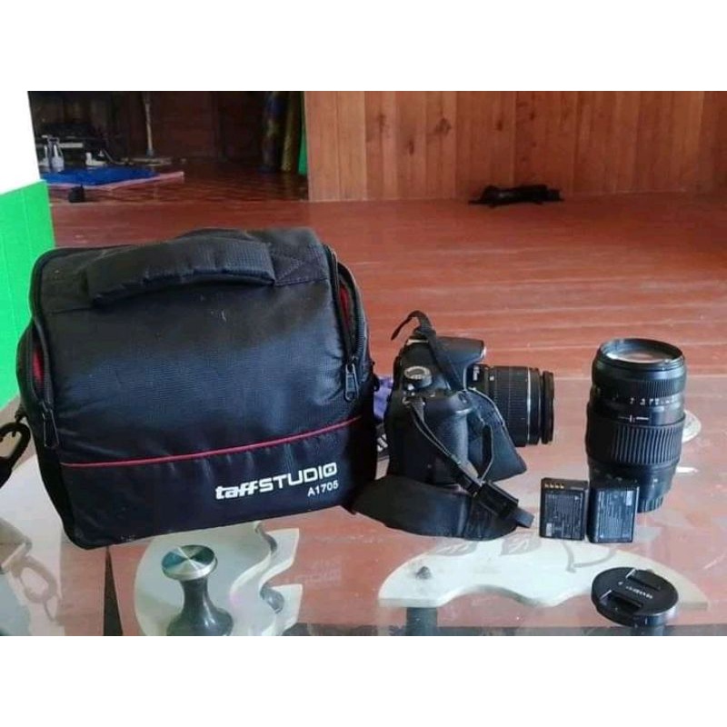 CANON 1200 D