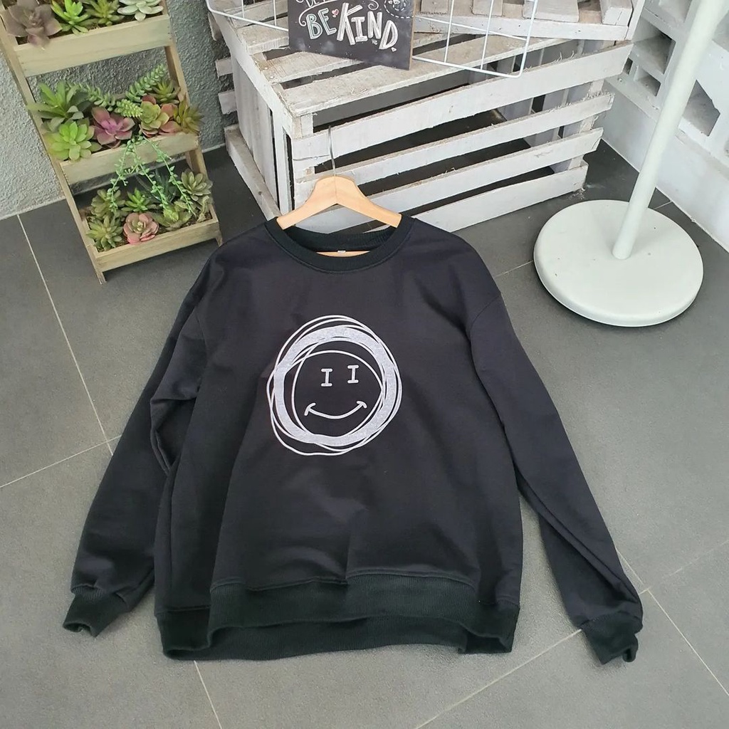 Sweatershirt  Smile Bahan Fleece Terbaru