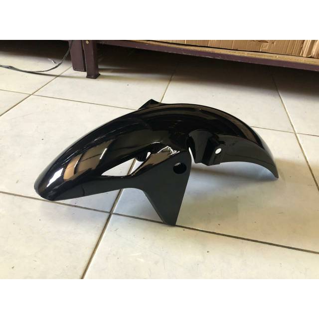 Slebor depan CB 150R