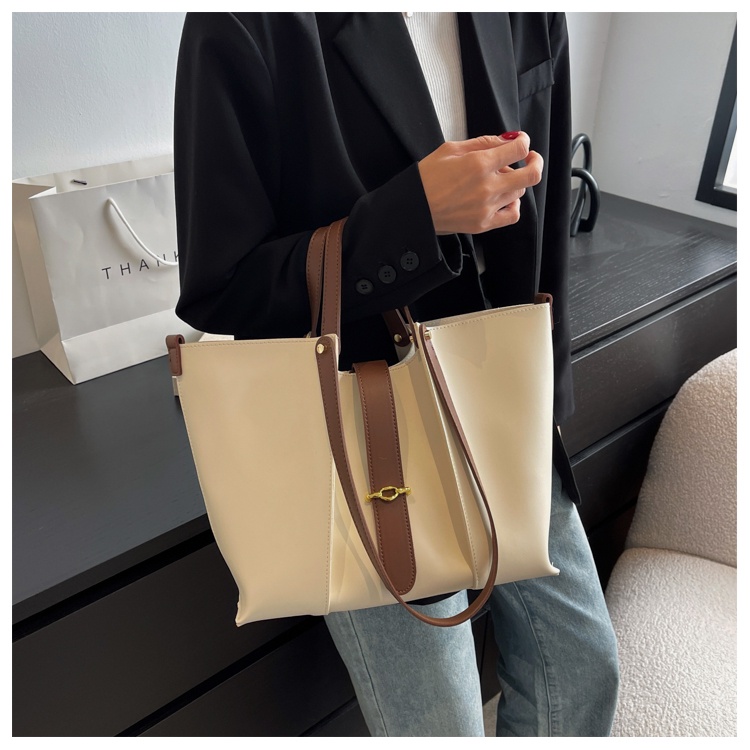 (2PC BISA IKG)GTBI998877107  New arrival  !!! Tas Selempang   Wanita Import Premium Terbaru  +WALLET